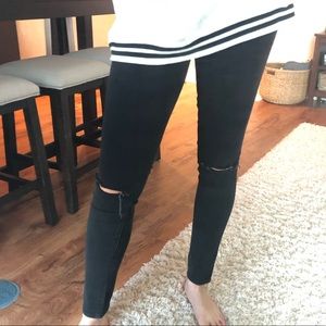AEO Black Knee Slit Jeans